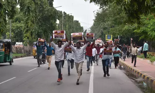 SFI demands centre  to cancel New Educational Policy