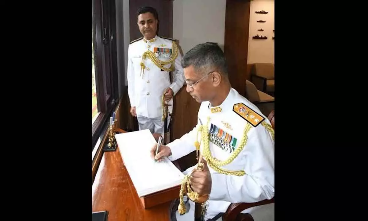 Rear Admiral R Vijay Sekhar takes over as Admiral Superintendent, ND-V