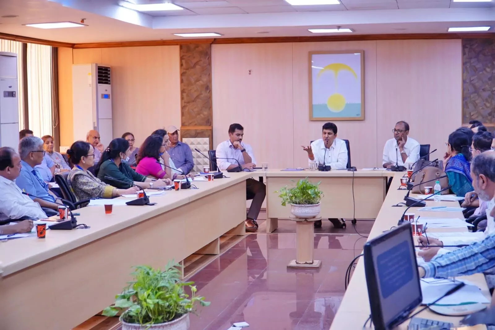 Saurabh Bhardwaj orders 5% hospital bed reservation for dengue patients