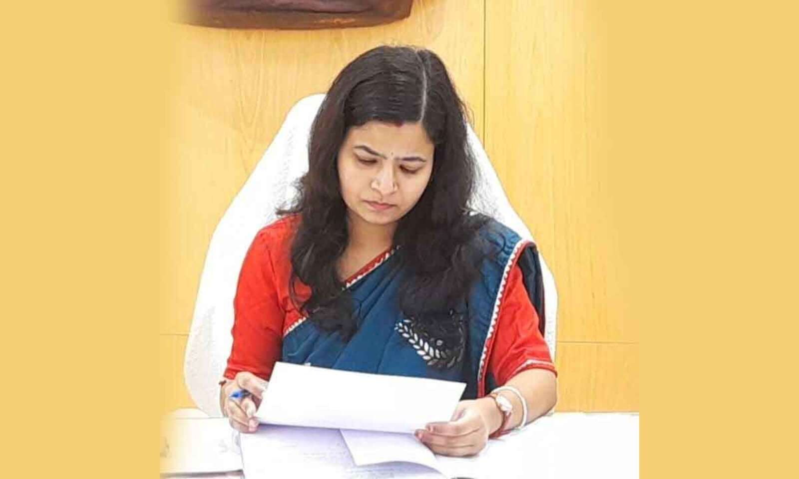 Nupur Ajay takes charge as Joint Collector