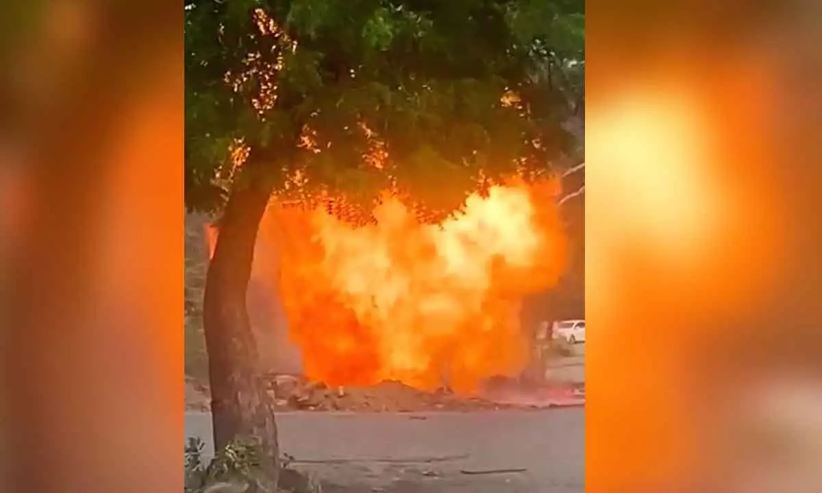 IGL pipeline catches fire in Greater Noida