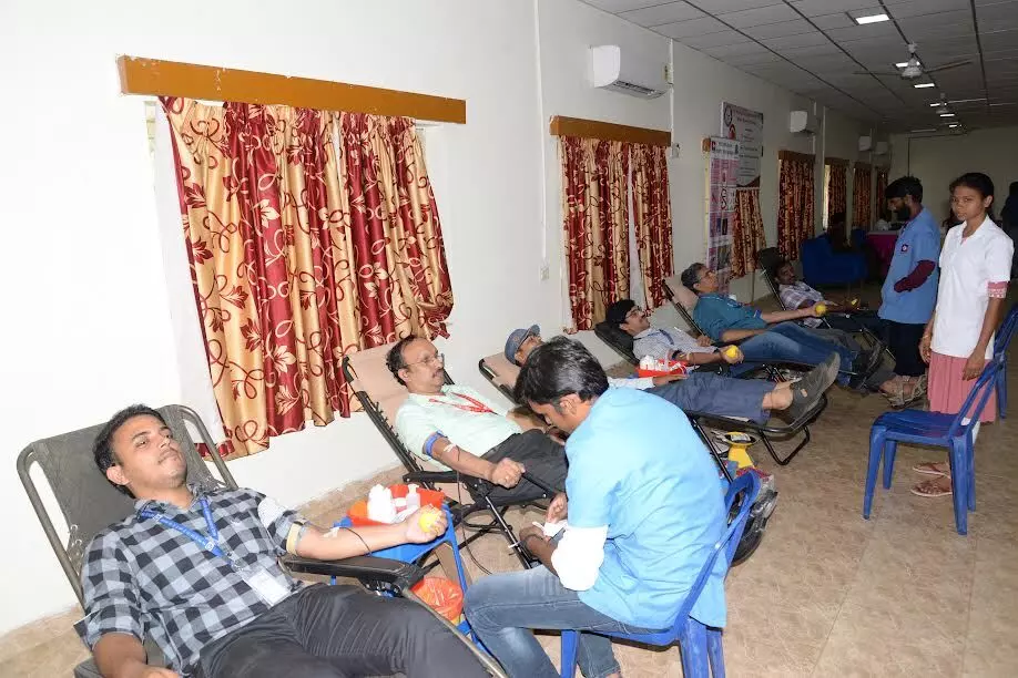 Volunteers contributing to blood donation camp at NSTL