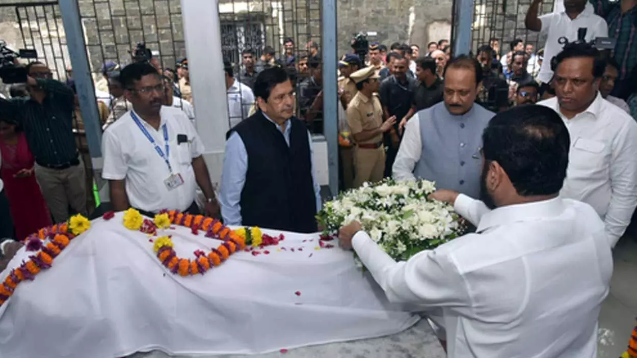 Amid sparse Bollywood presence, Nitin Desai bid farewell with full state honours