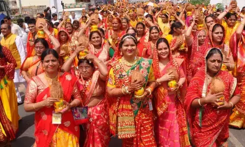 Purushottam Maas Mahotsav begins with Shobha yatra