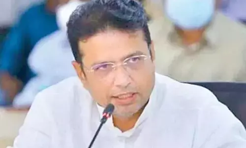 Cong, BRS members engage in war of words in Assembly