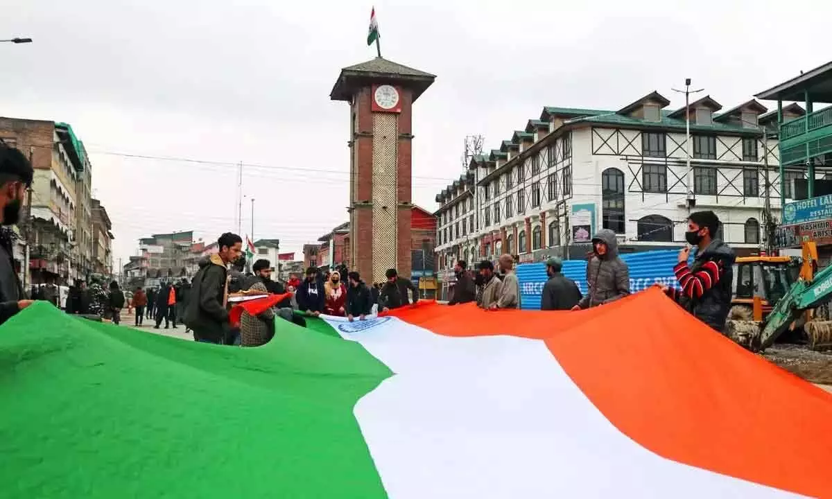 J-K: BJP celebrates 4th anniversary of Article 370 abrogation, Cong, PDP stage protest