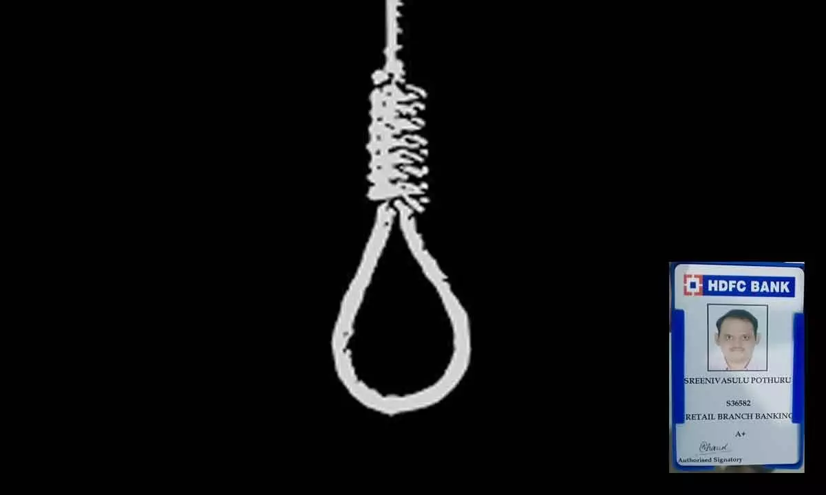 Banaganapalle: Deputy manager of private bank commits suicide