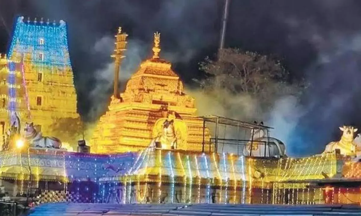 Elaborate arrangements are being made at Srisailam temple to common devotees -common devotees are allowed free sparsha darshnam