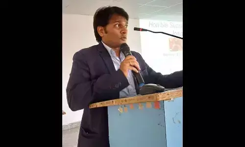 Special judicial magistrate of first class (P&E) Patan Shiyaz Khan addressing students on the disadvantages of ragging in Kurnool on Saturday.