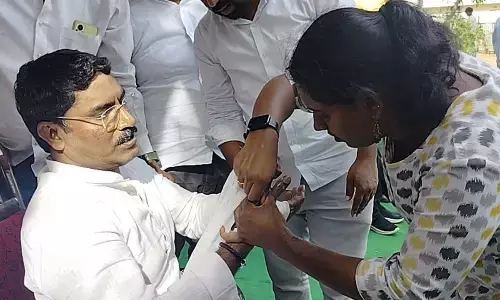 Congress Senior leader injured at Gaddars last rites