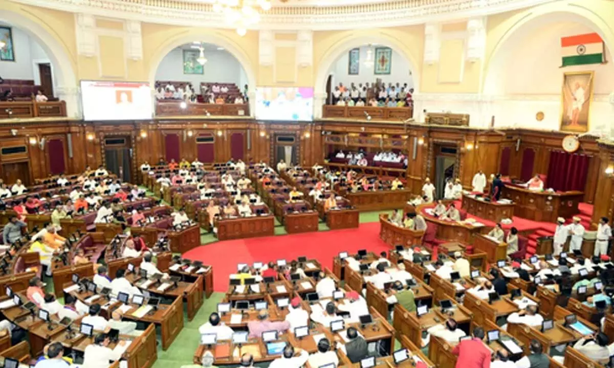 SP stages walkout from UP Legislative Council over minister’s reply
