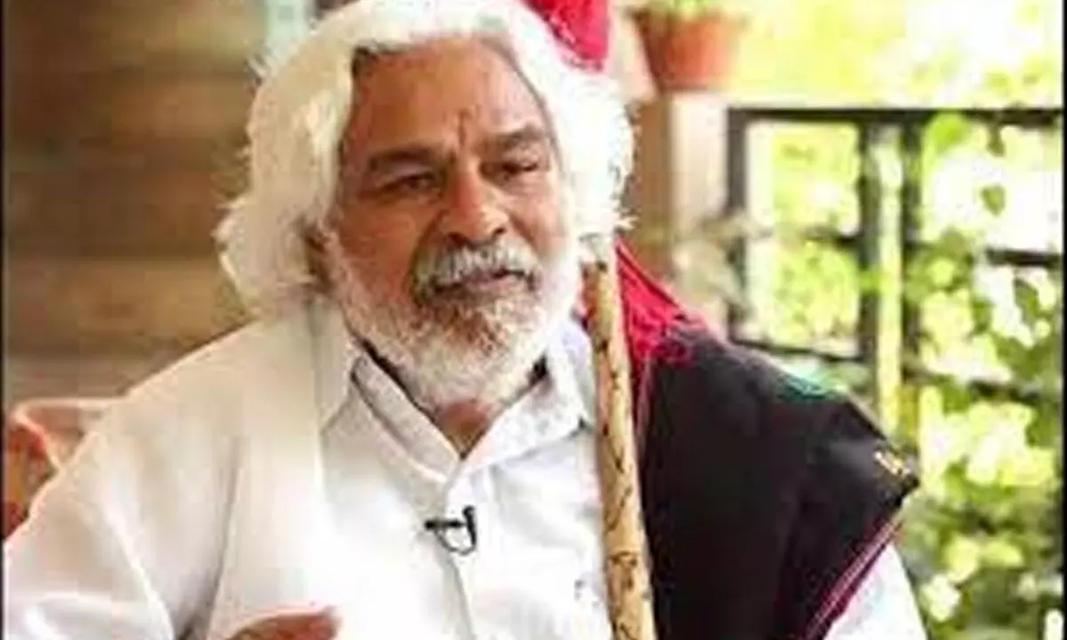 Mallu Ravi pays tributes to balladeer Gaddar
