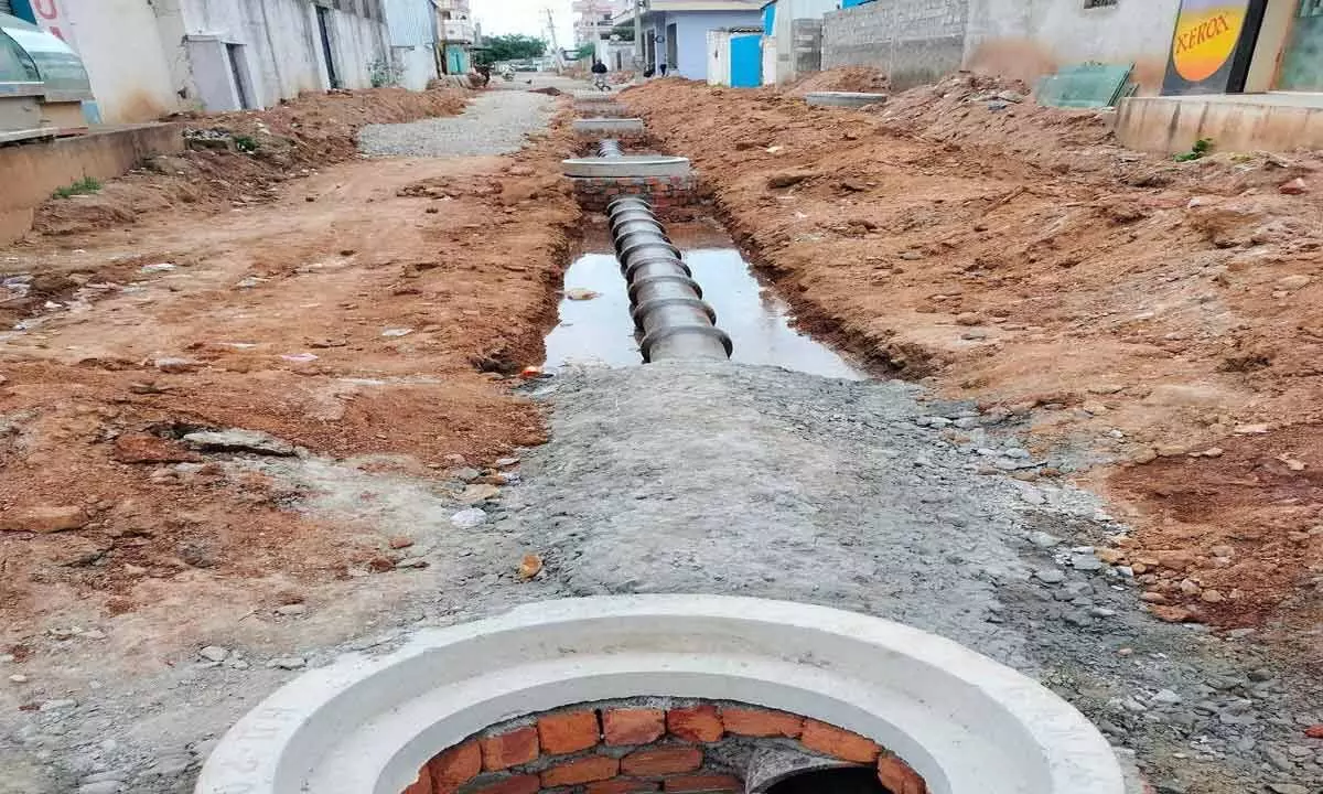 Rangareddy: Jalpally dwellers take up road, sewerage works on their own