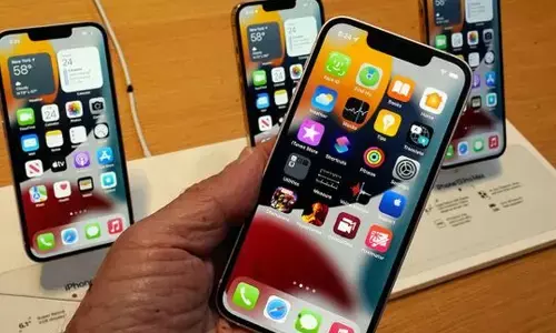 Apple to relocate End Call button with iOS 17 update