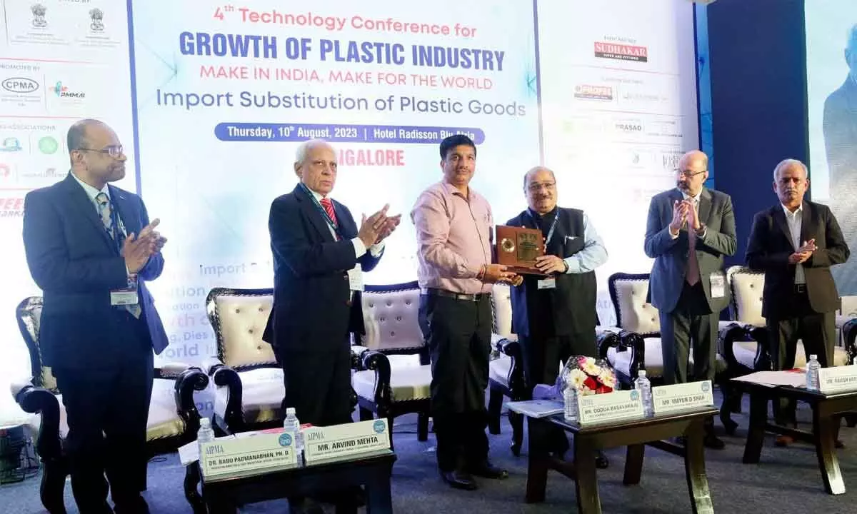 Plastic worth 37,500 cr imported in 2021-22, 48% from China