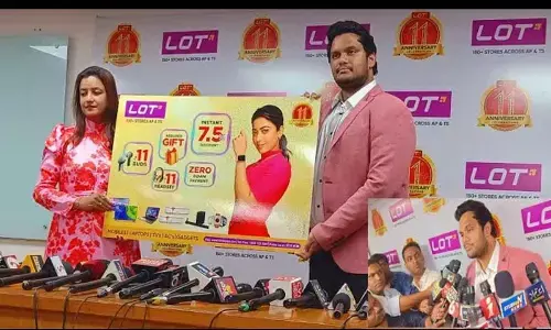 LOT Mobiles announces 11th anniversary offers