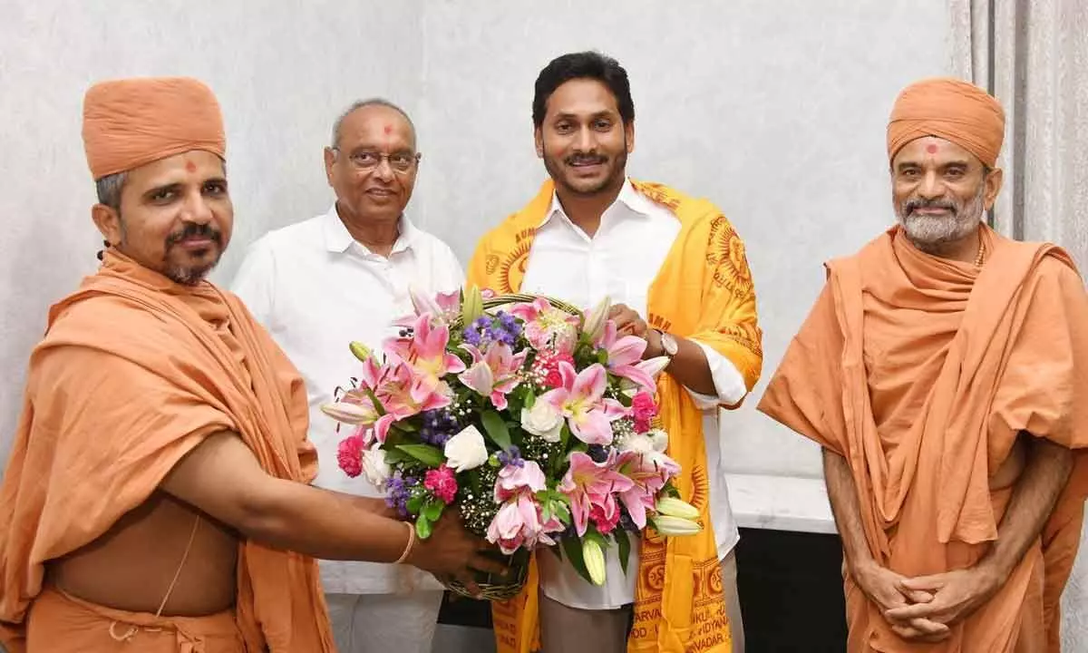 Members of Sri Swaminarayan Gurkul Trust meeting Chief Minister Y S Jagan Mohan Reddy at the latter’s camp office in Tadepalli on Wednesday