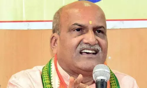 Sri Rama Sene Chief Asserts Right to Celebrate Ganesh Chaturthi in Idgah Maidan Says Celebrations will Take Place Despite Opposition