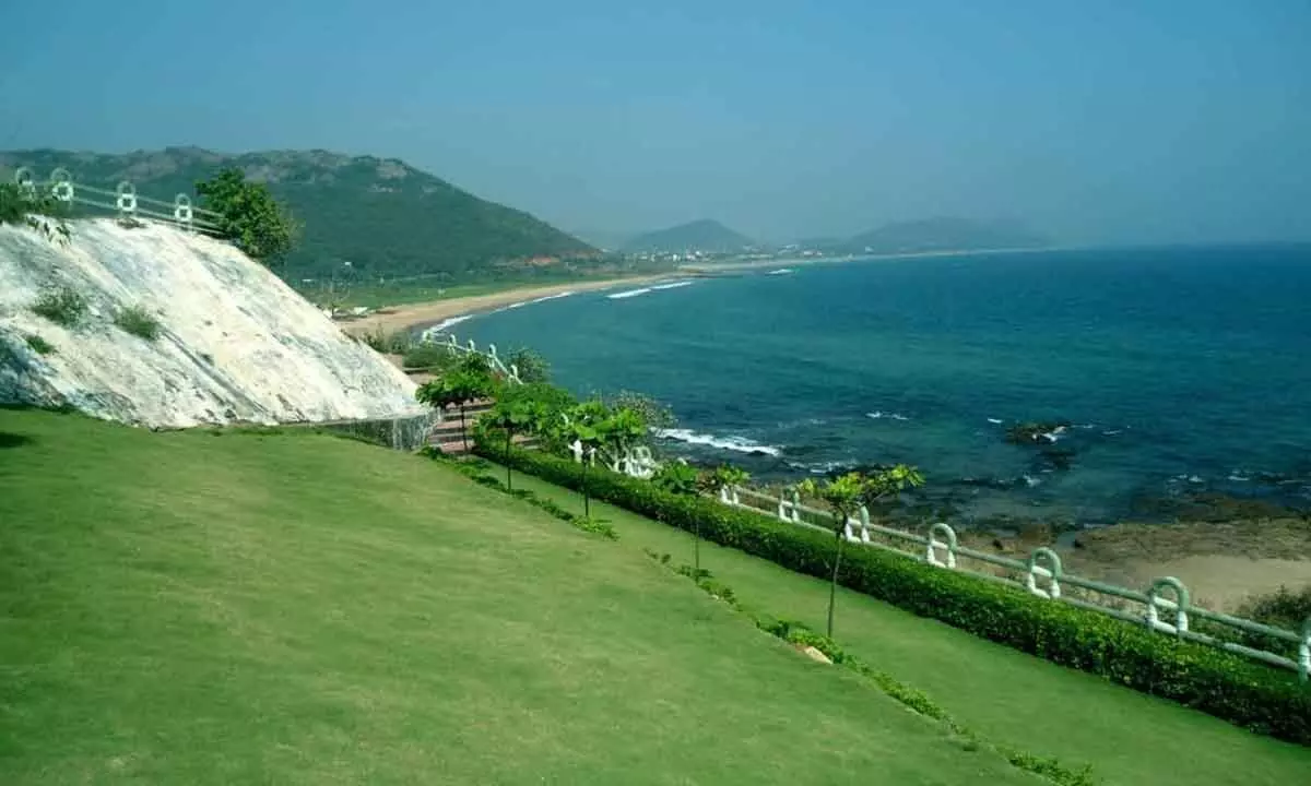 Visakhapatnam: Vizag abuzz with hectic political activity