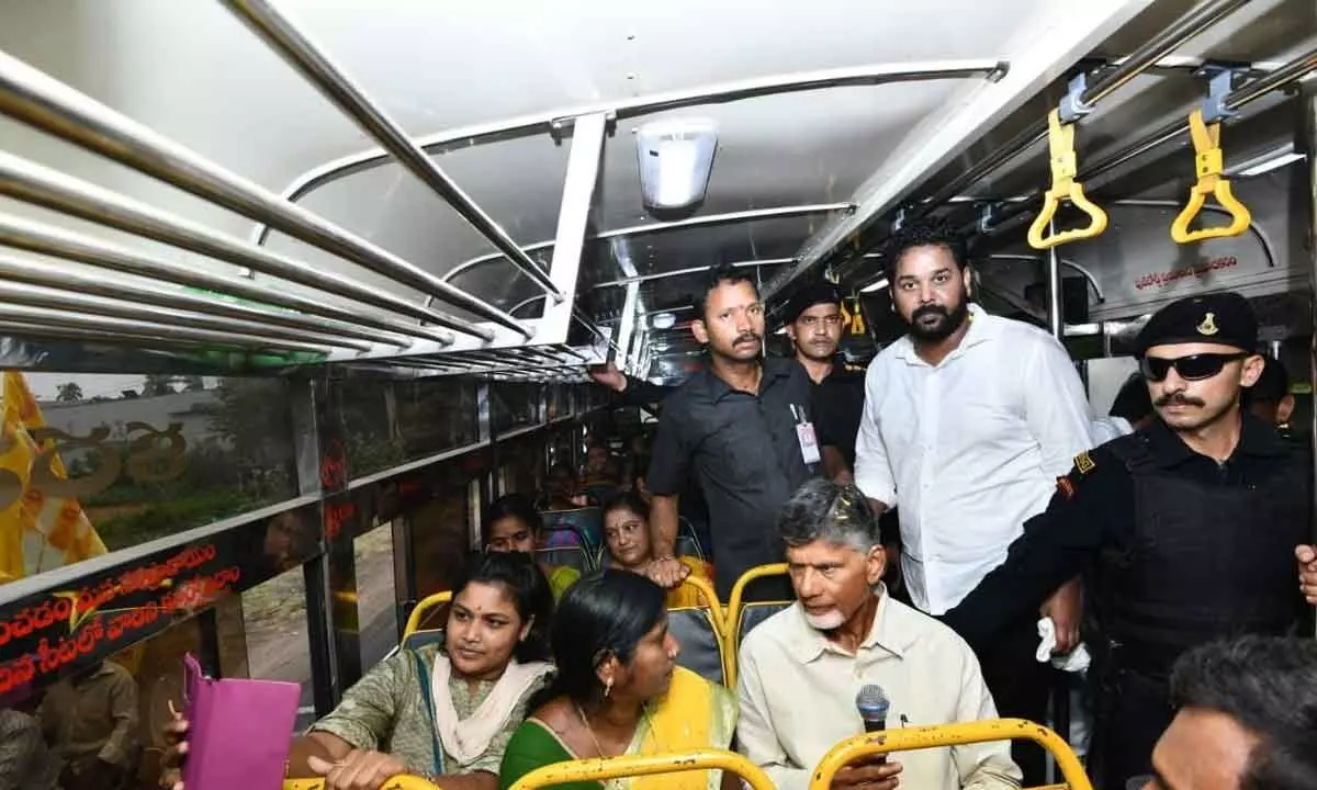 Alamuru: N Chandra Babu Naidu travels in RTC bus, interacts with women