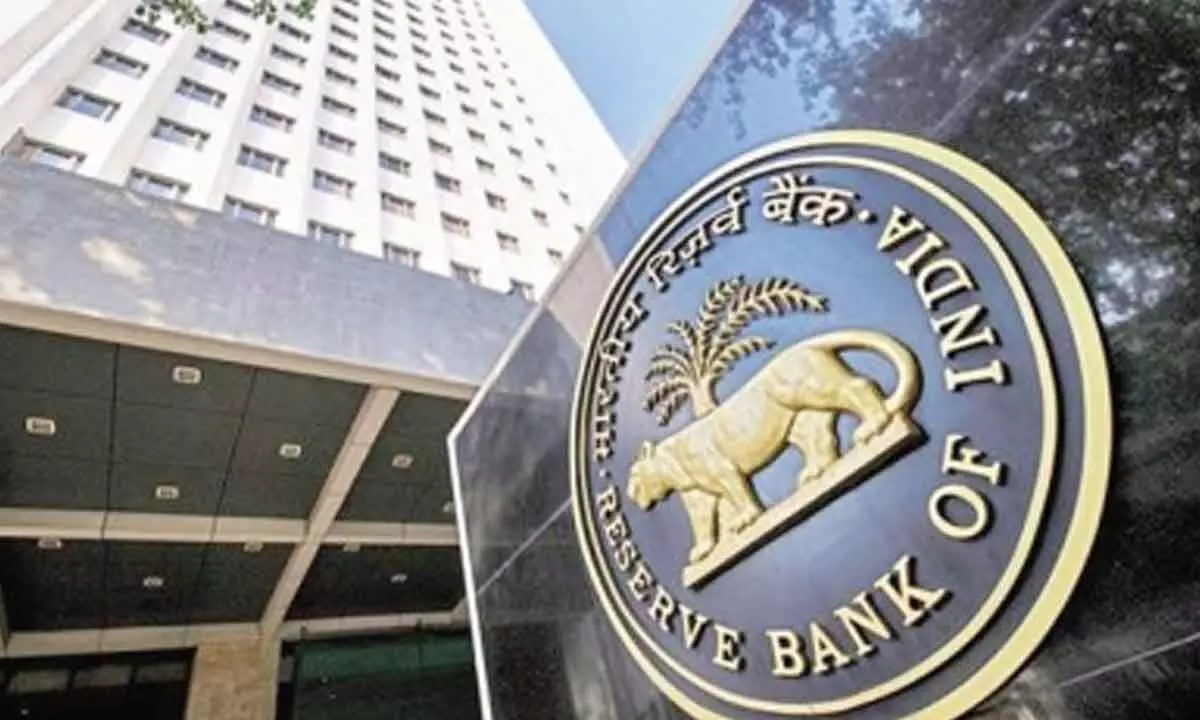 RBI directs banks to clearly inform borrowers about rise in EMIs, loan duration due to floating interest rates