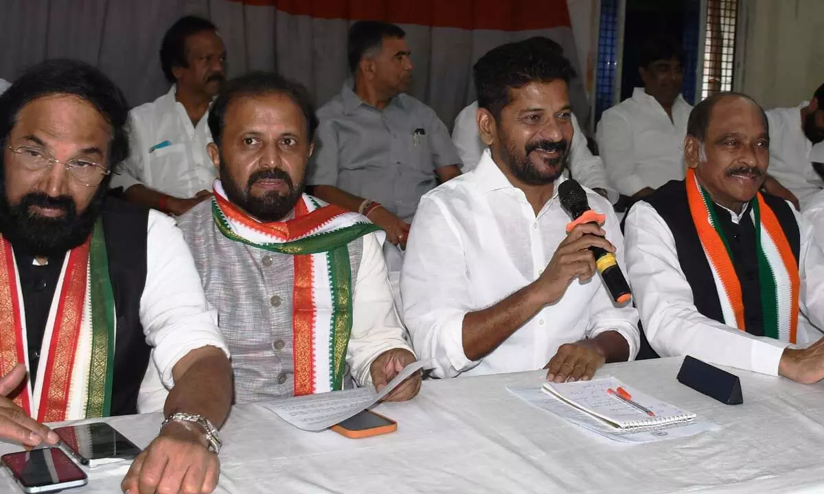 TPCC president Revanth Reddy, AICC Incharge Manikrao Thackeray along with senior Congress leaders at Gandhi Bhavan on Saturday Photo: G Ramesh