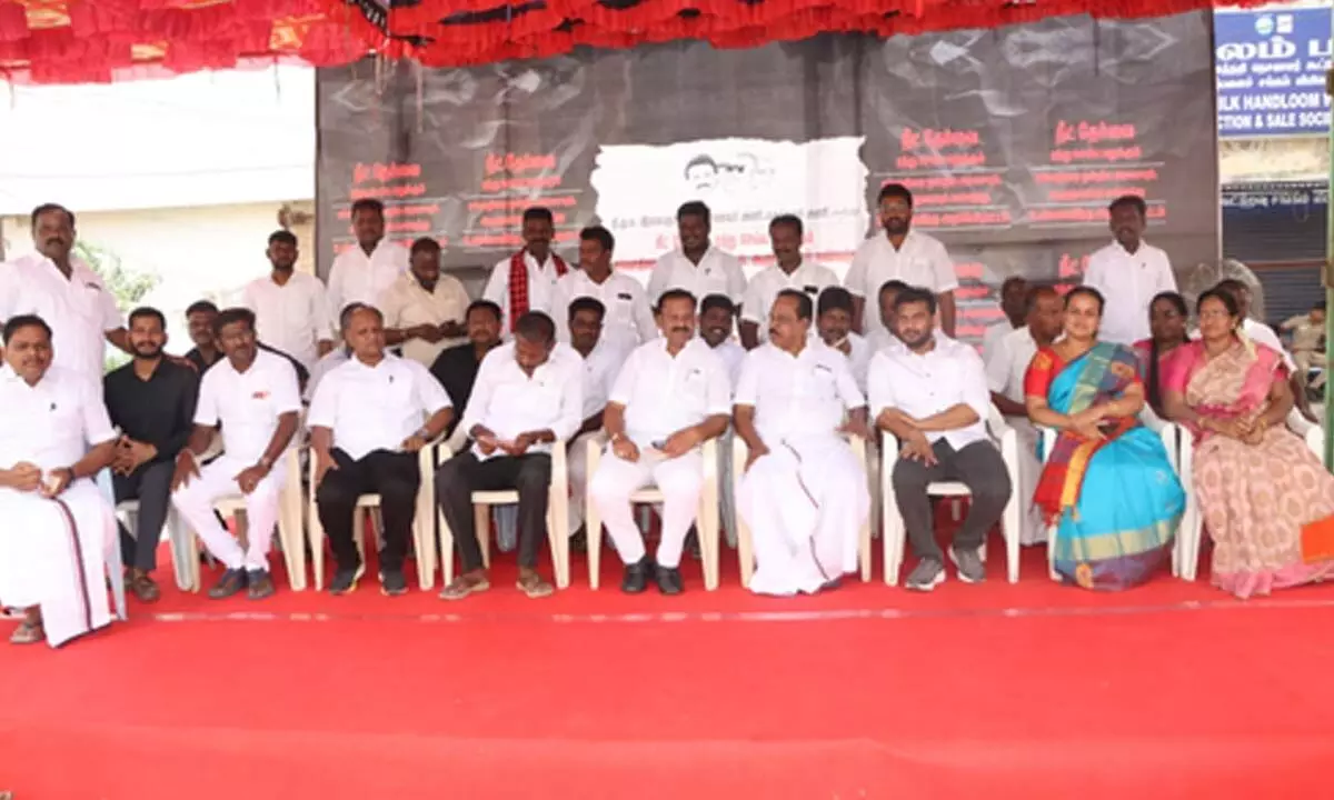 Tamil Nadu: DMK organises hunger strike for abolition of NEET