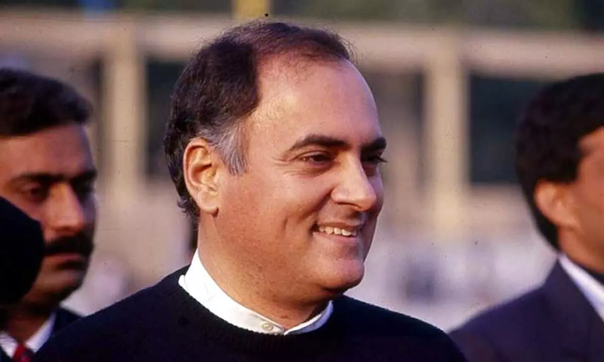Rajiv Ratna Gandhi’s life history, family, achievements, contribution, and some interesting facts