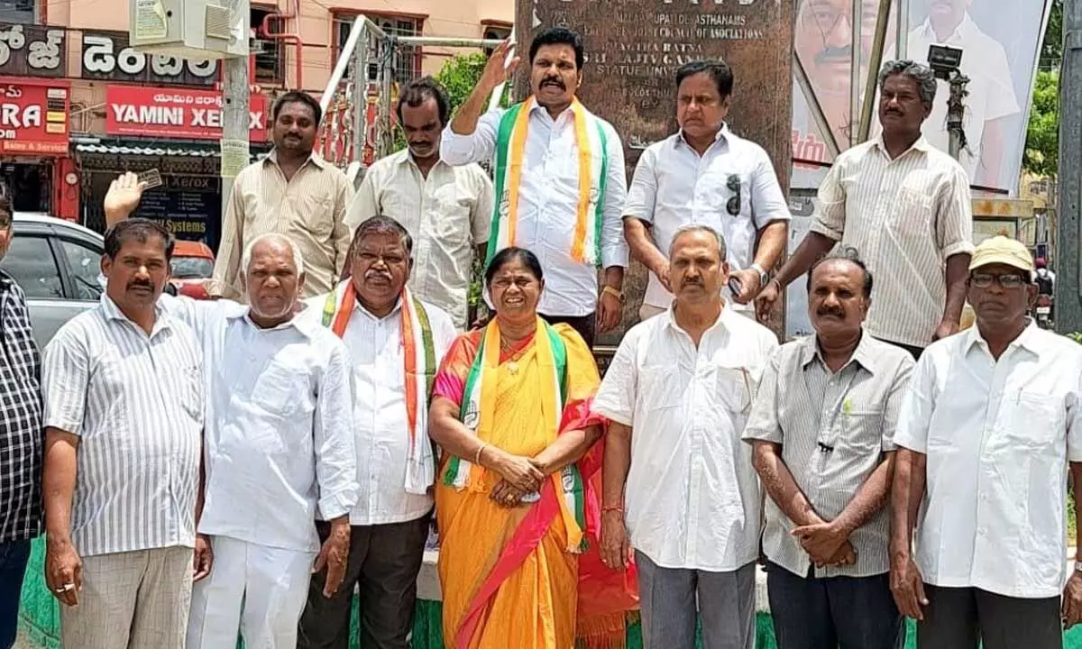 Congress leaders after paying tributes to former PM Rajiv Gandhi on his 79th birth anniversary in Tirupati on Sunday