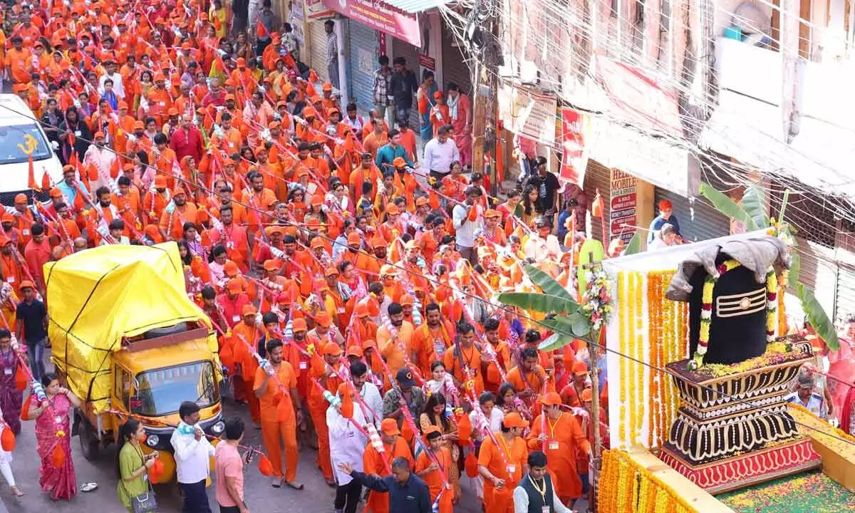 Hyderabad: 26 Paidal Kawad Yatra held in city