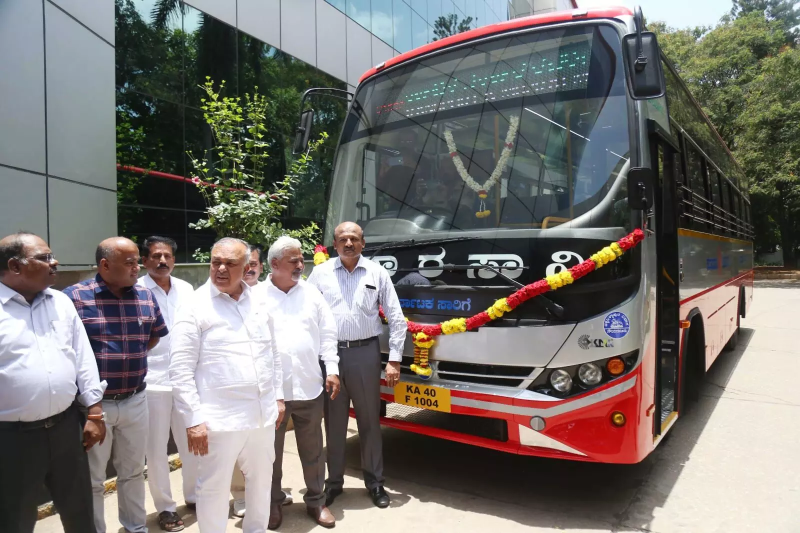 Transport Minister inspects proposed KSRTC Point-to-point vehicle