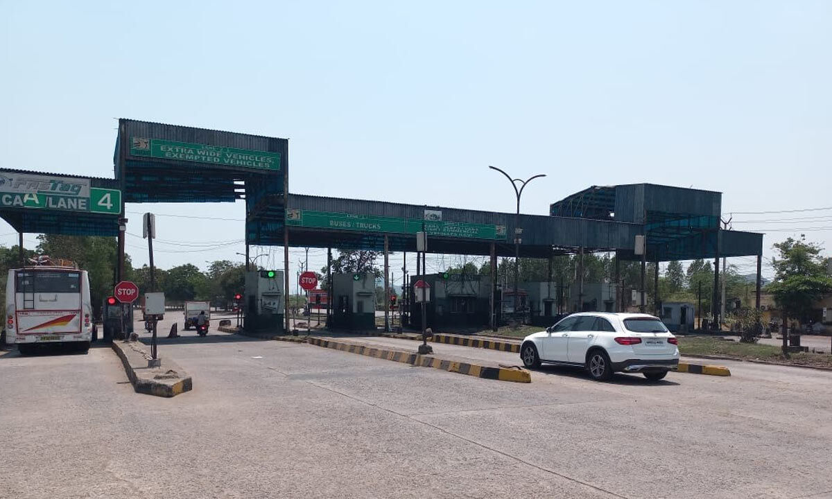 Toll fee turns burdensome for city motorists at Aganampudi
