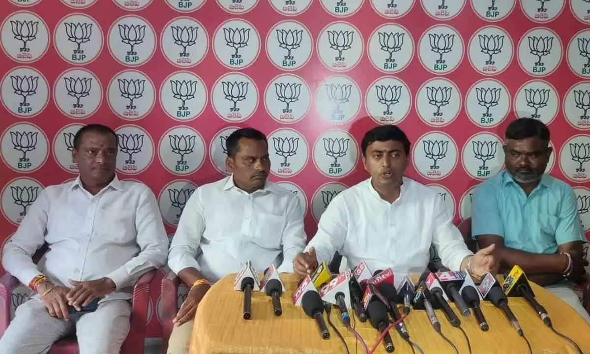 BJP State spokesperson A Rakesh Reddy speaking to media persons in Hanumakonda on Tuesday