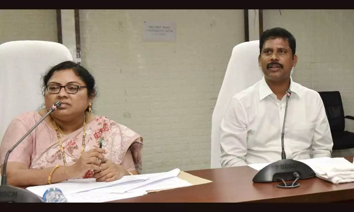 NTR district collector S Dilli Rao addressing the medical staff in Vijayawada on Tuesday