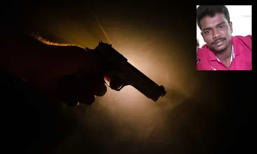 Constable dies after his gun misfires in Hyderabad