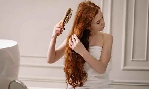 8 signs of heat damaged hair