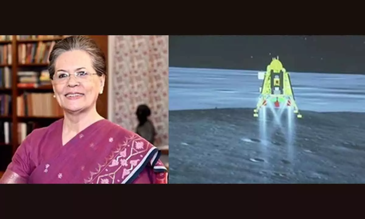 Sonia thrilled over Chandrayaan-3 success