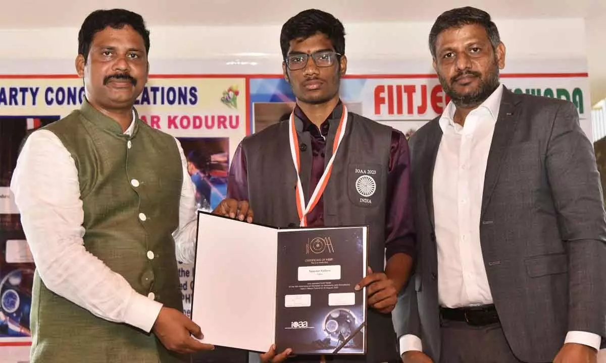 Gold medal winner of Astronomy Olympiad felicitated