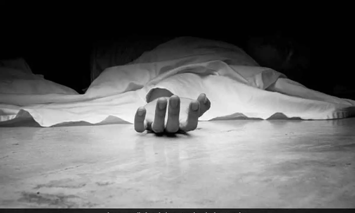 Visakhapatnam: Couple dies as a family of 3 attempts suicide