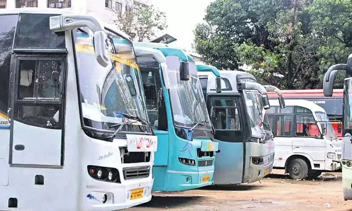 Tax on tourist buses, lack of wayside amenities discouraging Gujarat travel agents from promoting HP