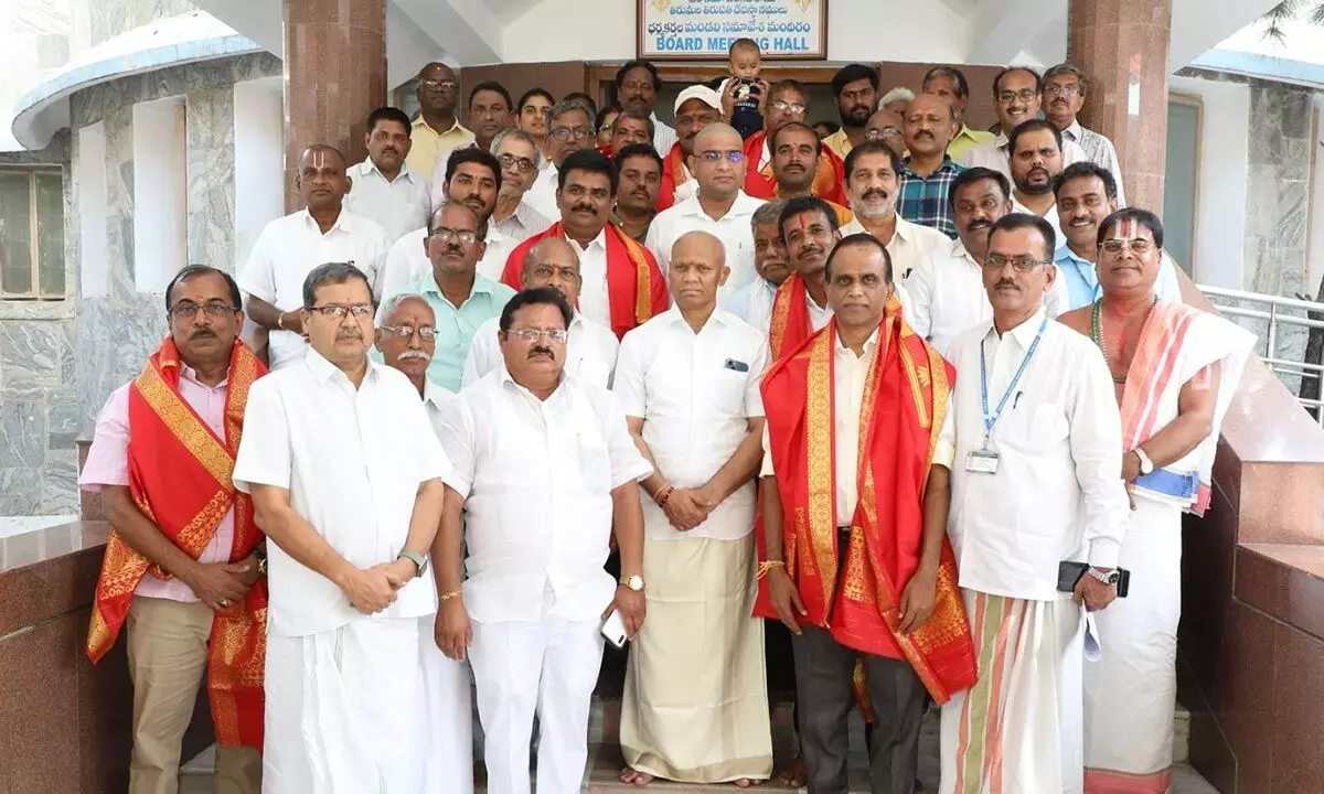 Vegetable donors felicitated by TTD EO AV Dharma Reddy in Tirumala on Monday