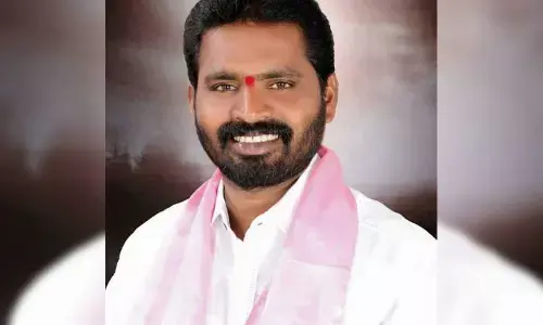TRS leader Janaiah kidnapped Hyd couple, extorted Rs 30 lakh