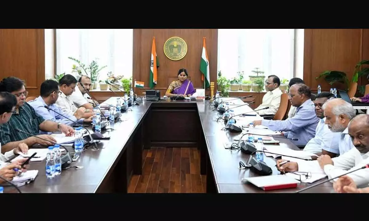 Chief Secretary Santhi Kumari reviews progress of rain damaged works