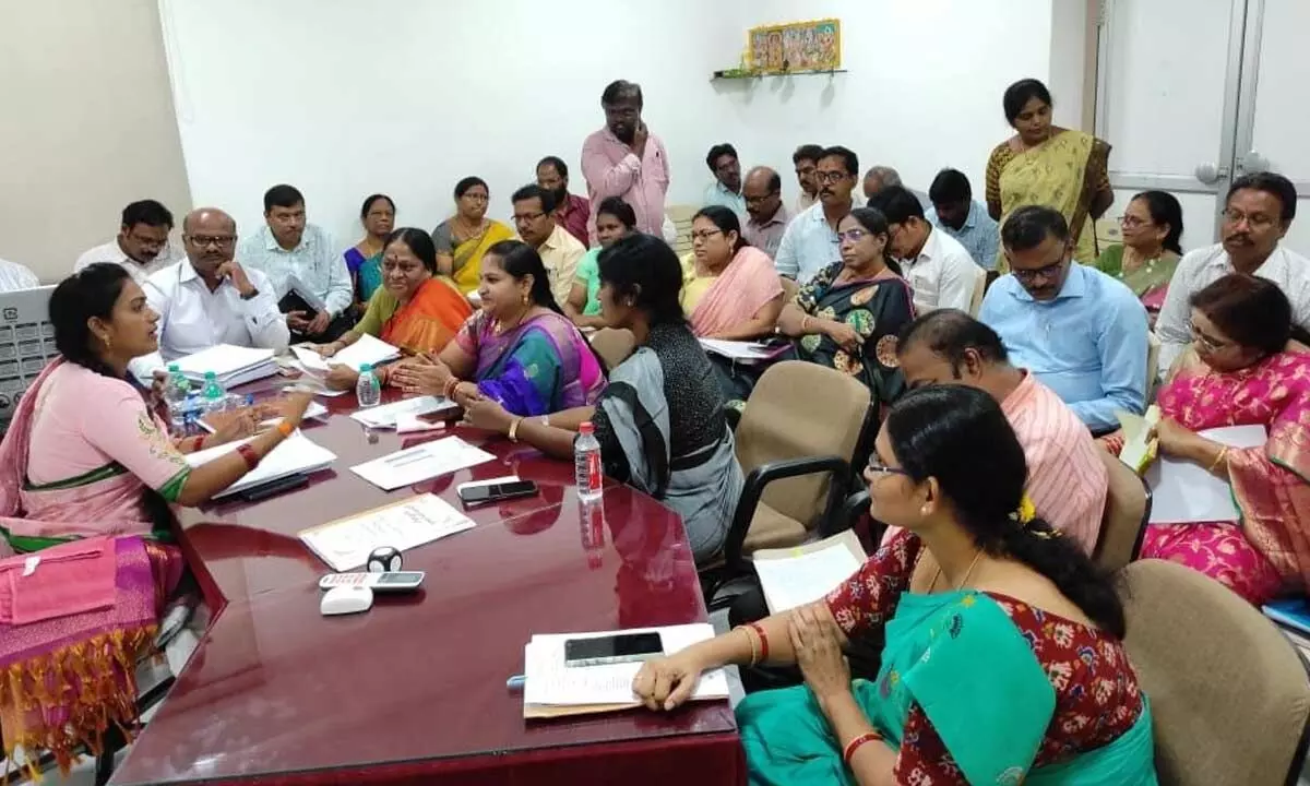 Vijayawada: ZP Chairperson asks officials to conduct job melas