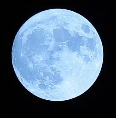 Nalgonda : the supermoon today around 9.30 the rare super blue moon today.