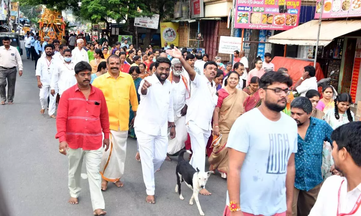 Stray dog participated in Giri Pradakshina