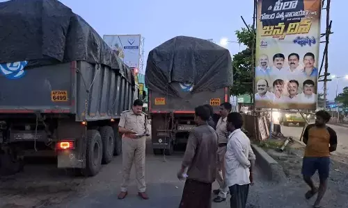 RTO officials checking vehicles as a part of the special drive held in Visakhapatnam on Wednesday