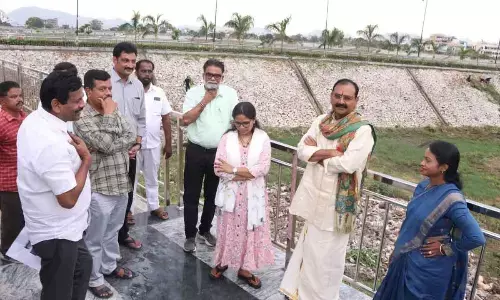 TTD Chairman and City MLA Bhumana Karunakar Reddy along with Mayor Dr Sirisha and Municipal Commissioner D Haritha inspecting Vinayaka Sagar tank in Tirupati on Wednesday.
