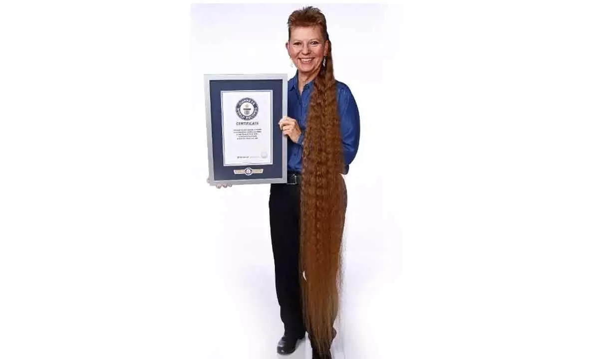 US woman sets record for worlds longest female mullet