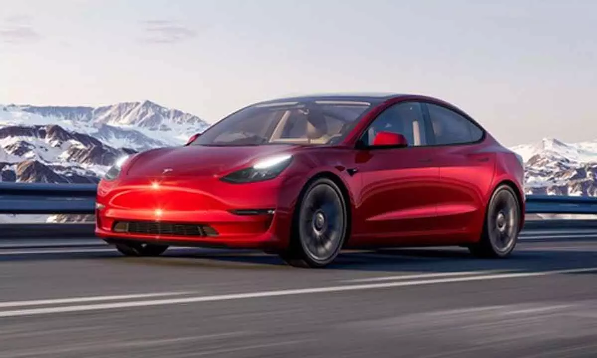 Tesla launches new Model 3 with 606-km driving range for $35,783